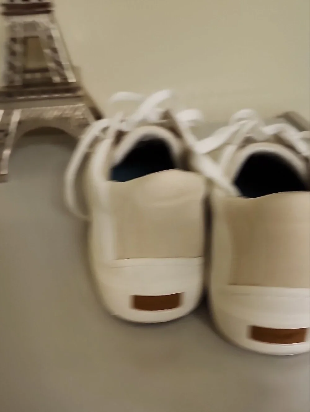 Dr. Scholl's Women's White Leather Sneakers